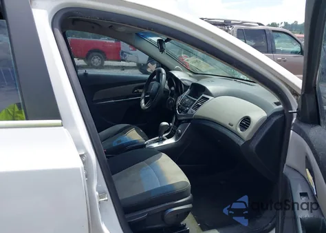 2011 Chevrolet Cruze Ls z USA, uszkodzony, nr VIN 1G1PC5SH5B7255008